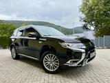 Mitsubishi Outlander 2.4 PHEV Intro Edition 4WD Kamera-LED - Mitsubishi Outlander Edition mit Hybrid-Antrieb (Benzin/Elektro)