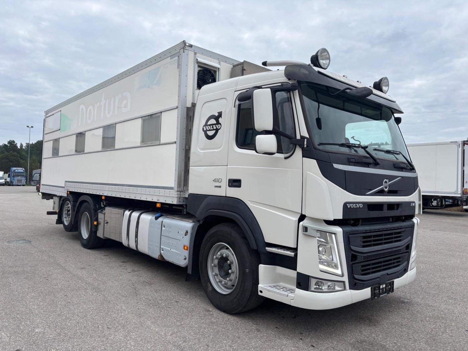 Volvo FM 410 6x2*4 EURO6 + ONE FLOOR BOX