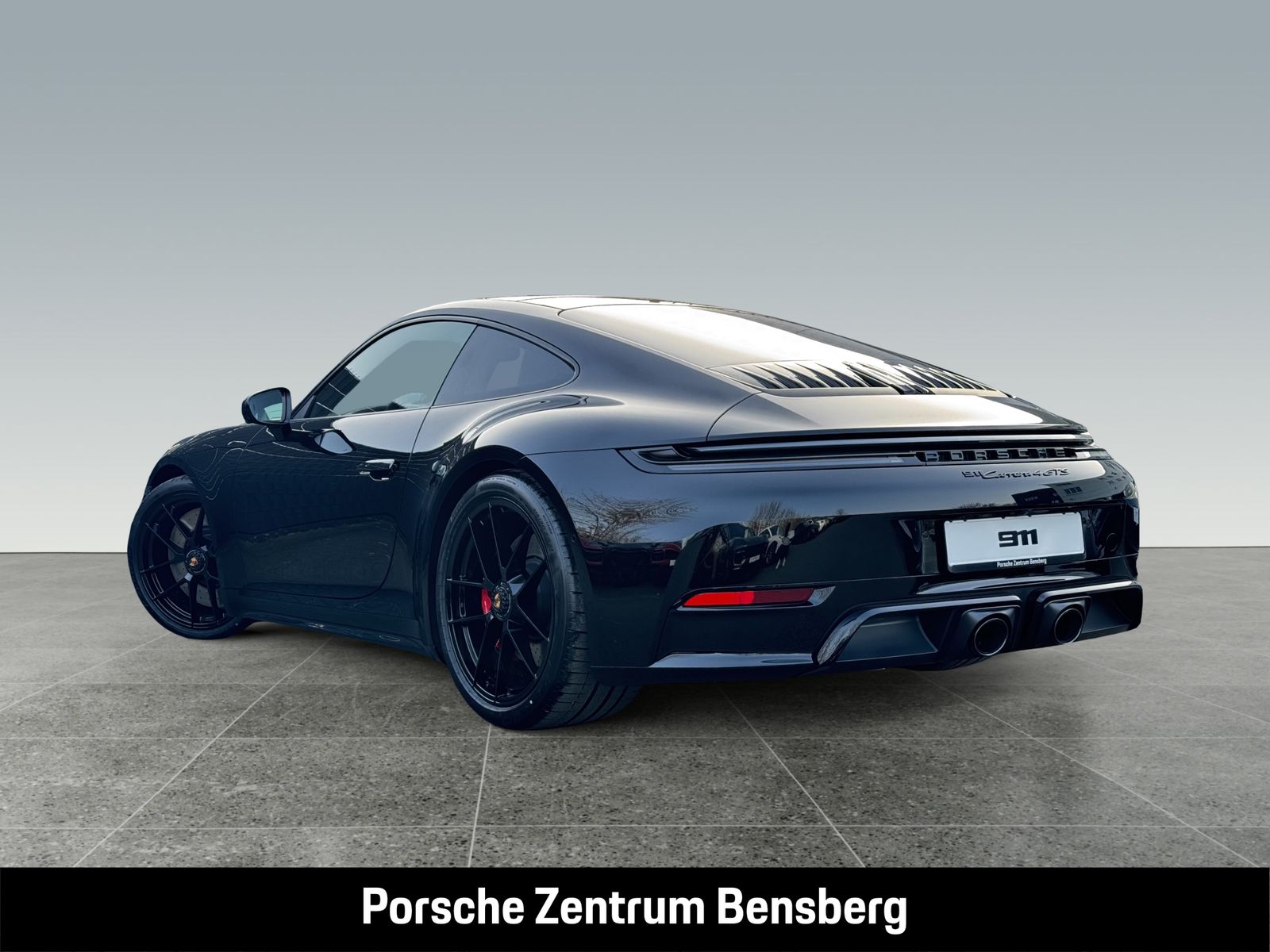 Porsche 911 Carrera 4 GTS imagem 3