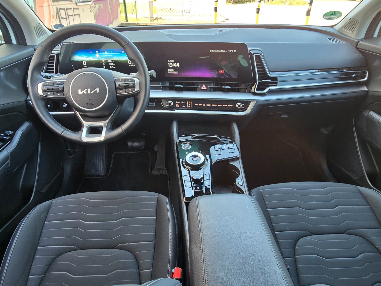 Fahrzeugabbildung Kia SPORTAGE 1.6T 48V 2WD DCT ULTIMATE STD