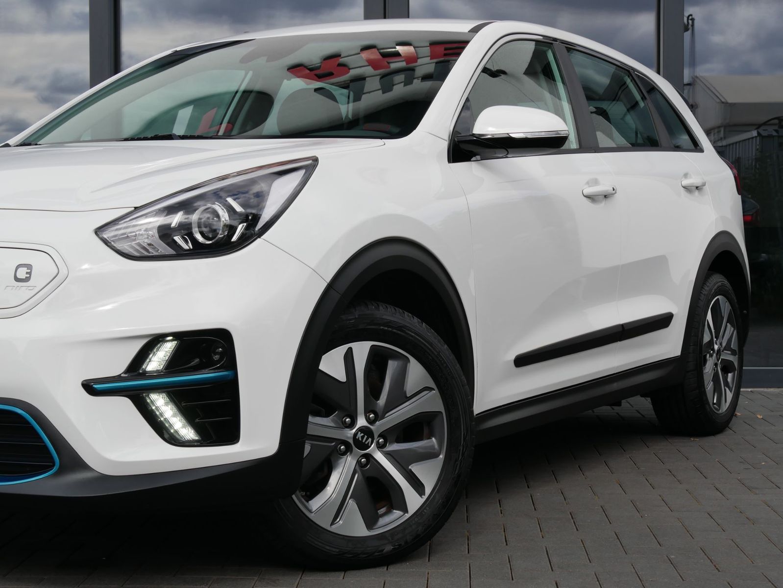 Kia Niro e-Niro Edition 7 SOH 100% 1. HAND  imagem 3