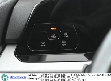Volkswagen Golf - 8