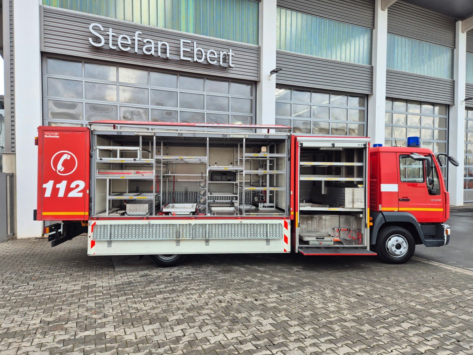 Fahrzeugabbildung MAN LE 9.150 Feuerwehr Schmitz GW-6 Gerätewagen