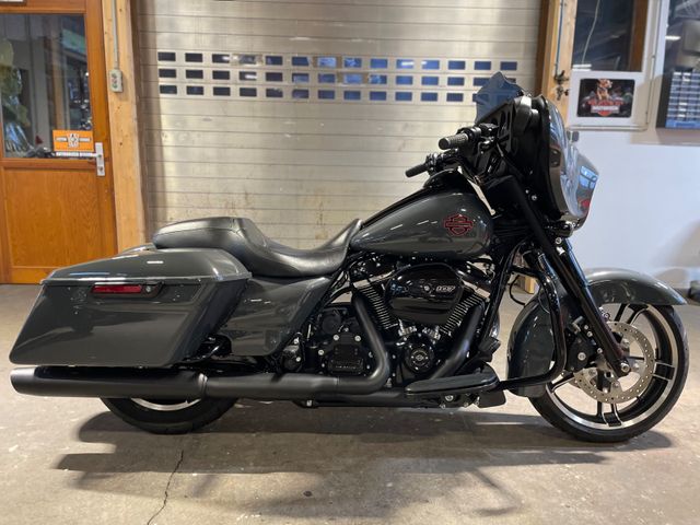 Harley-Davidson FLHX Street Glide