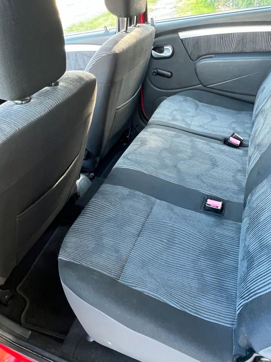 Dacia Logan 2009 — photo 14