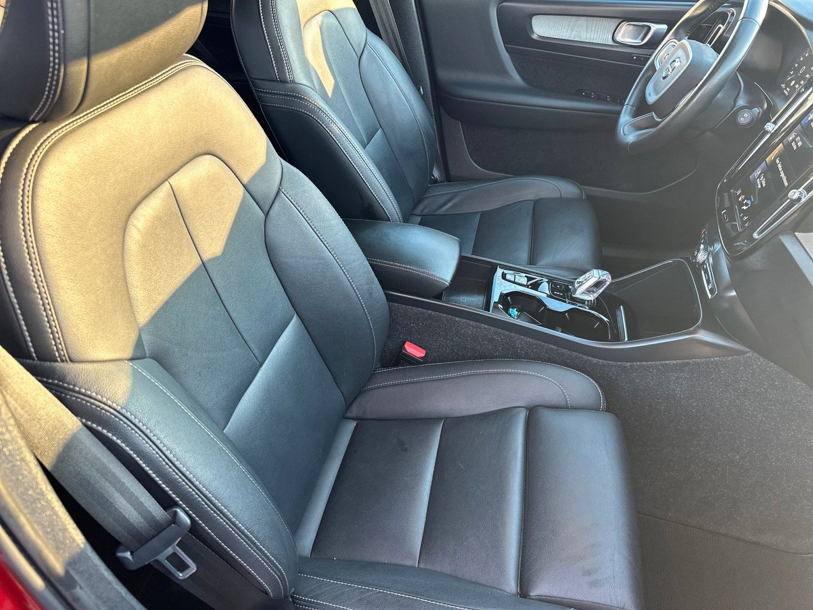 Fahrzeugabbildung Volvo XC40 Inscription Plug-In, XENIUM-PAKET PRO, Inte