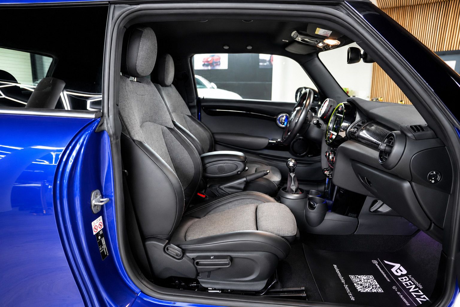 Fahrzeugabbildung MINI Cooper S John Cooper Works*SHZ*LED*AppleCarPlAY