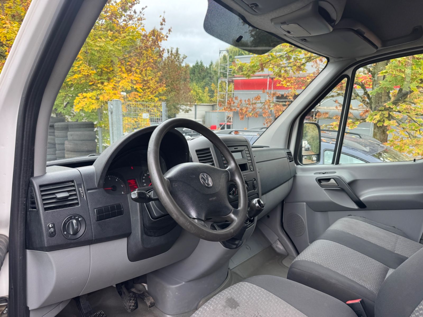 Fahrzeugabbildung Volkswagen Crafter Kasten 35 L1H2 kurz Hochdach