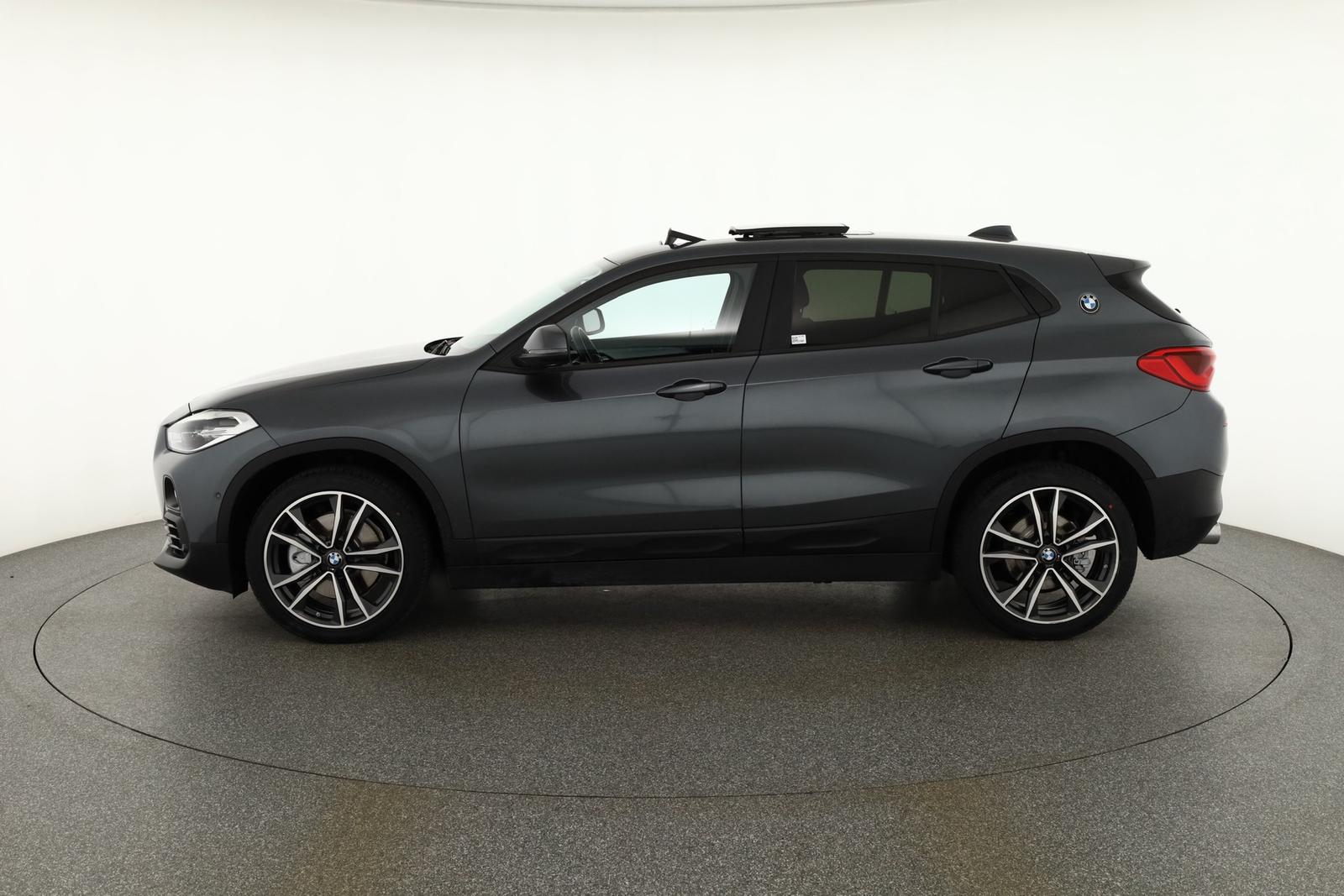 BMW X2 20d xDrive LED Navi Leder Panorama Head-Up