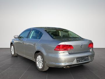 Volkswagen Passat - 3