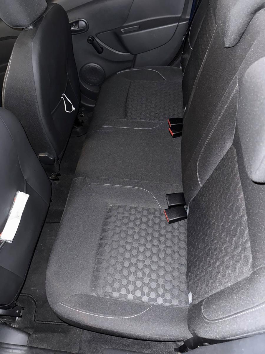 Dacia Logan 2014 — photo 8