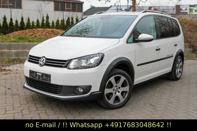 Volkswagen Touran Cross 7 Sitzer Bi-Xenon RFK