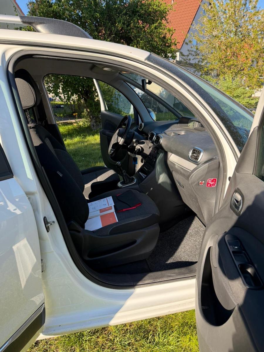 Citroën C3 Picasso Selection Zahnriemen Neu+Tüv 28
