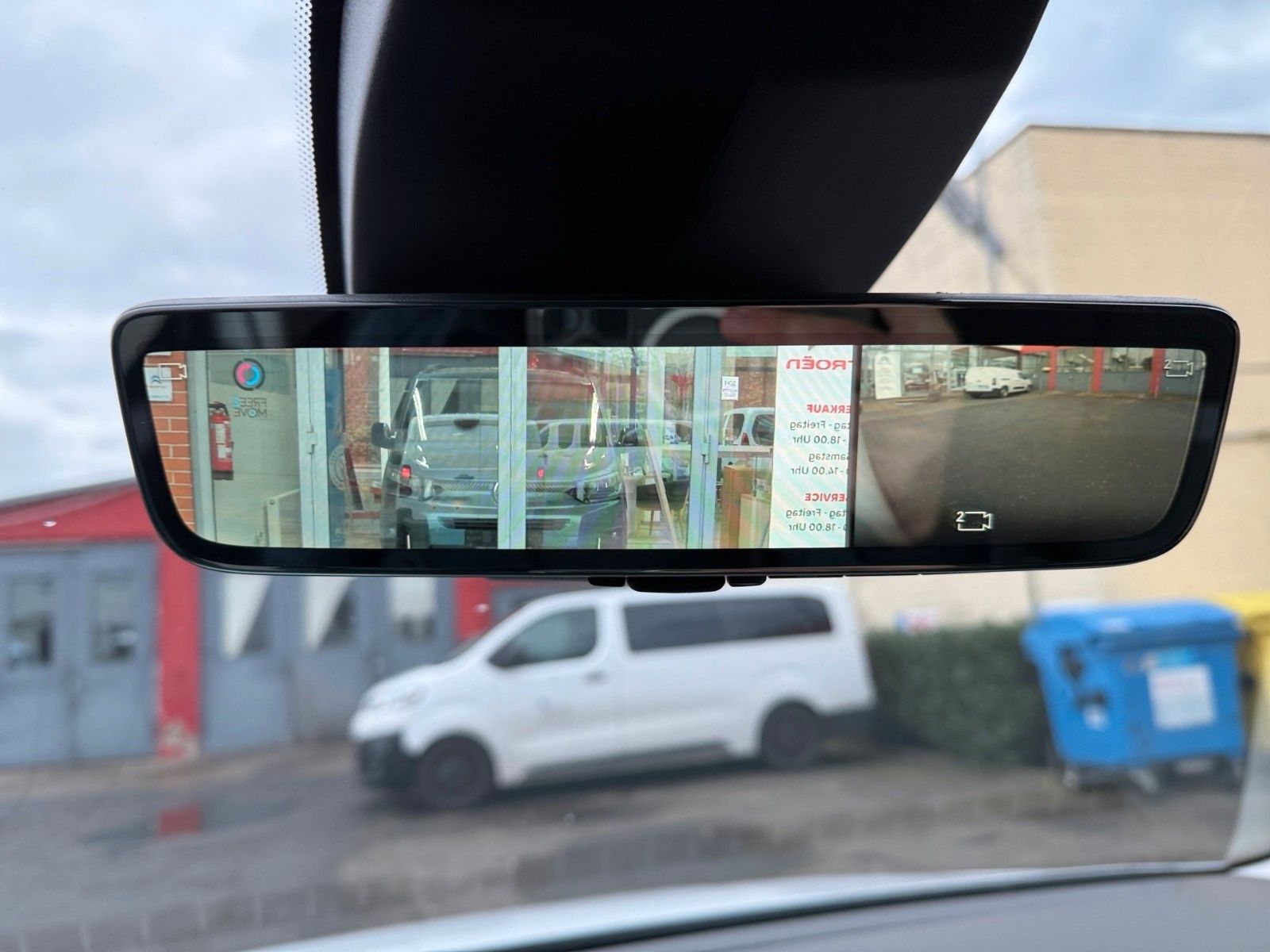 Fahrzeugabbildung Citroën Berlingo 1.5 Diesel 100 M XTR Neuwagen