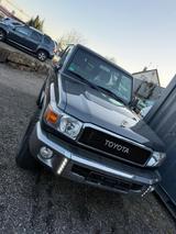 Toyota Land Cruiser 4.0 V6 Deutsches-KFZ/1.Hand/Euro6/ - Toyota Land Cruiser: V6