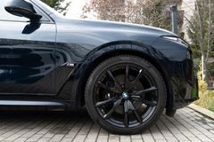 BMW X7 M60 – 33 / 35