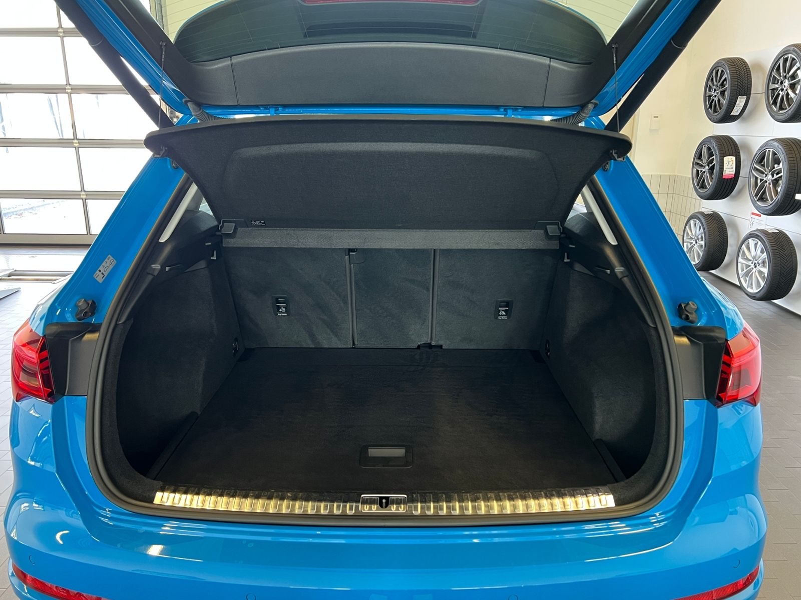 Fahrzeugabbildung Audi Q3 40 2.0 TFSI s-tronic quattro S line *AHK, Kam