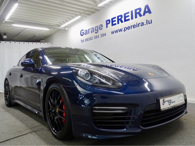 Porsche Panamera GTS 1.HAND SPORT PAKET PACK CHRONO FACE