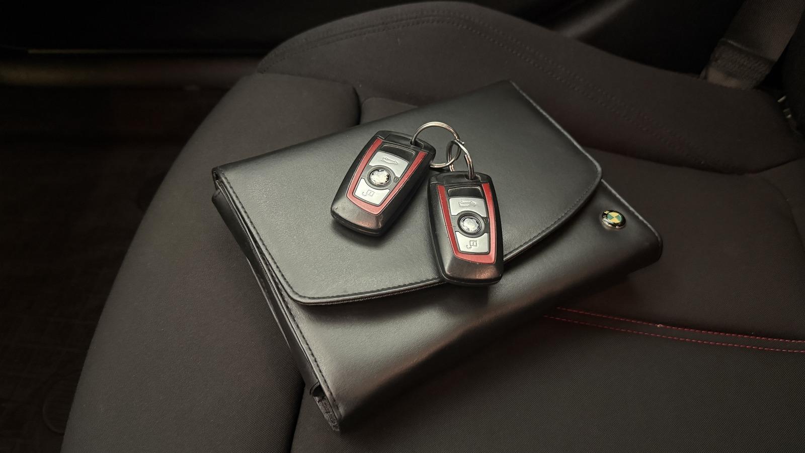 BMW 320 2012 — photo 10
