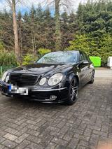 Mercedes-Benz E 320 4MATIC - stilvolle und... - gebrauchte Mercedes-Benz E 320 aus dem Jahr 2005