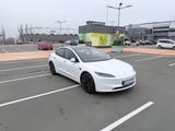 Tesla Model 3 Standard Range RWD Premium - Tesla Gebrauchtwagen von 2024