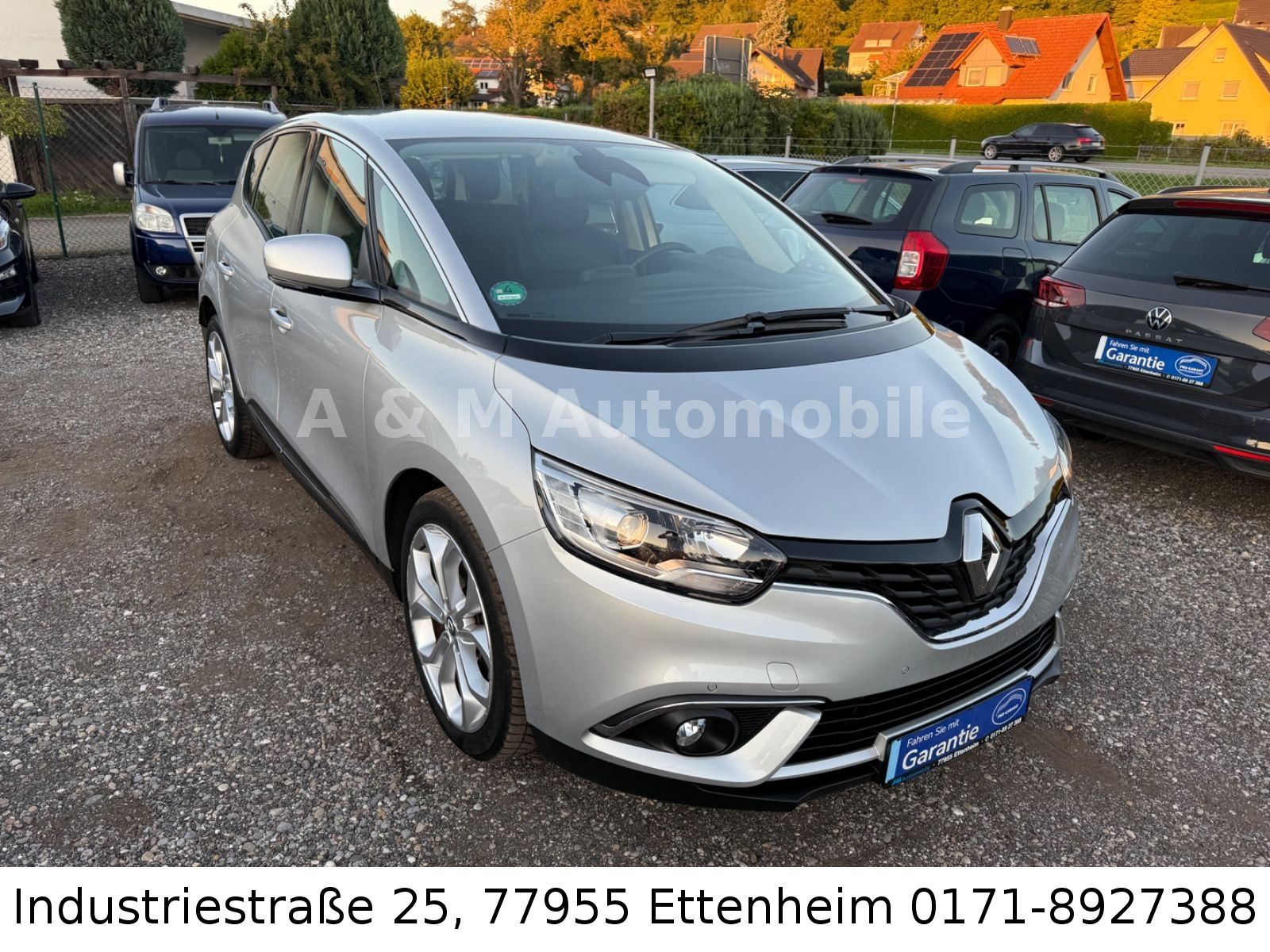 RENAULT Scenic