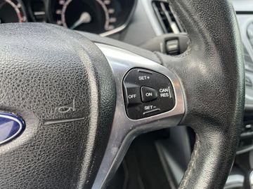 Bild 4 Ford B-Max 1.0 SYNC Edition - Navi - PDC - RFK - 8-fa