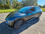 Kia EV6 77,4 kWh 239 kW Allradantrieb - - Kia EV6 von privat