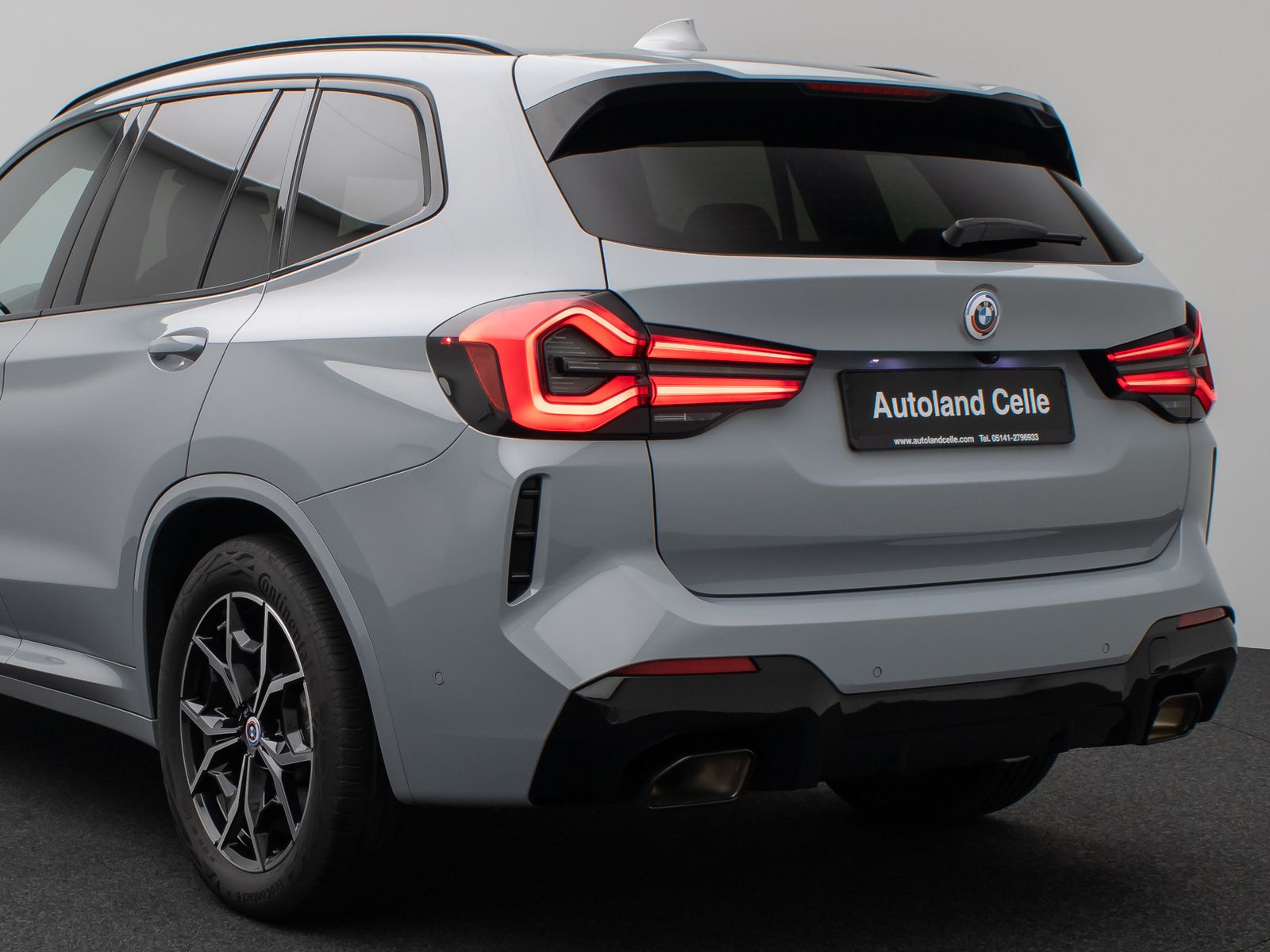 Fahrzeugabbildung BMW X3 xD20d M Sport Kamera DAB HiFi AHK Komfort 19"