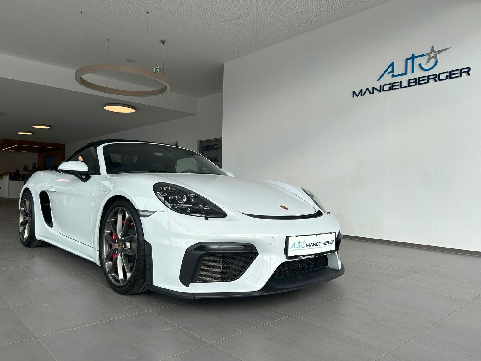 PORSCHE 718 Spyder Schalter SportChrono BOSE 20Zoll