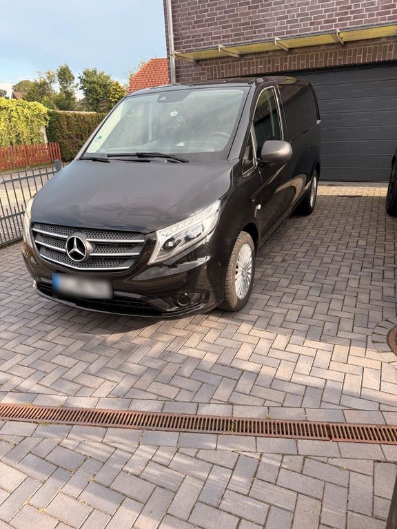 Image of Mercedes-Benz Vito