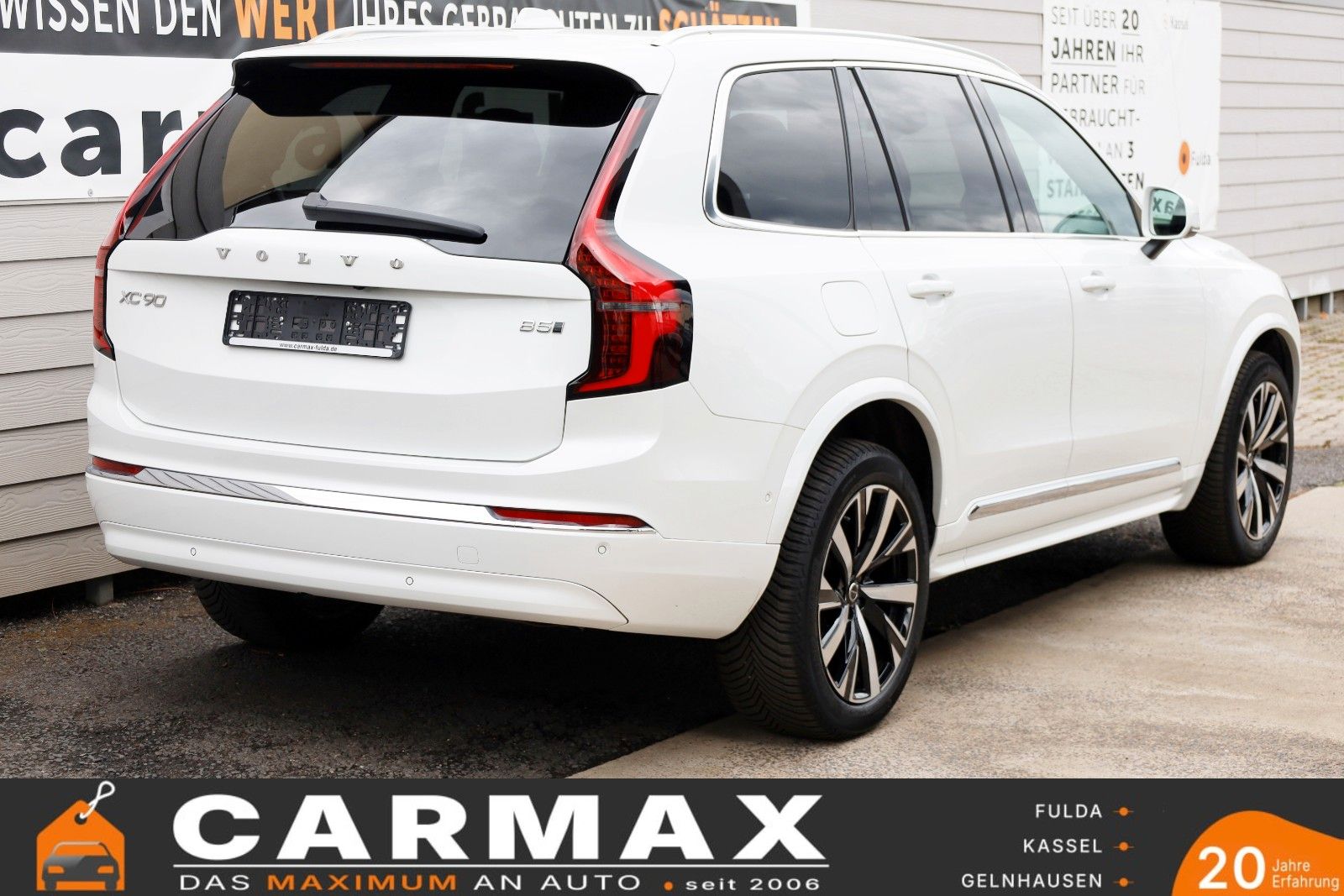 Fahrzeugabbildung Volvo XC90 Plus Bright AWD,7Sitz,4xSH,360°,HUD,ACC,AHK