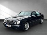 Mercedes-Benz E 55 AMG, Designoleder, Sammlerzustand - schwarze Mercedes-Benz E 55 AMG