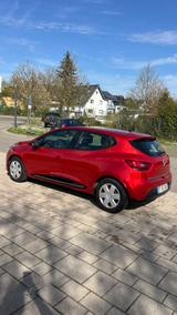 Renault Clio IV Paris 1. Hand - Renault aus 2014