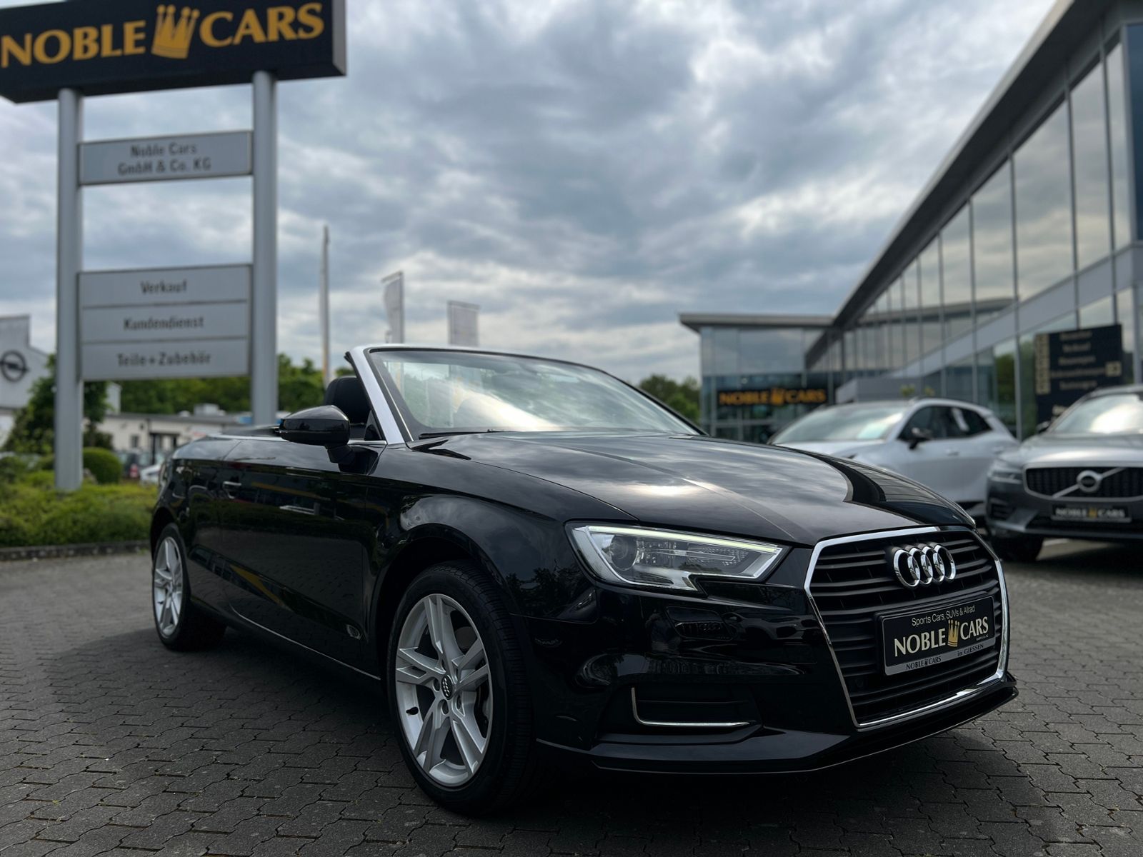 Fahrzeugabbildung Audi A3 Cabriolet  design 35 TFSI S tronic NAVI GRA S