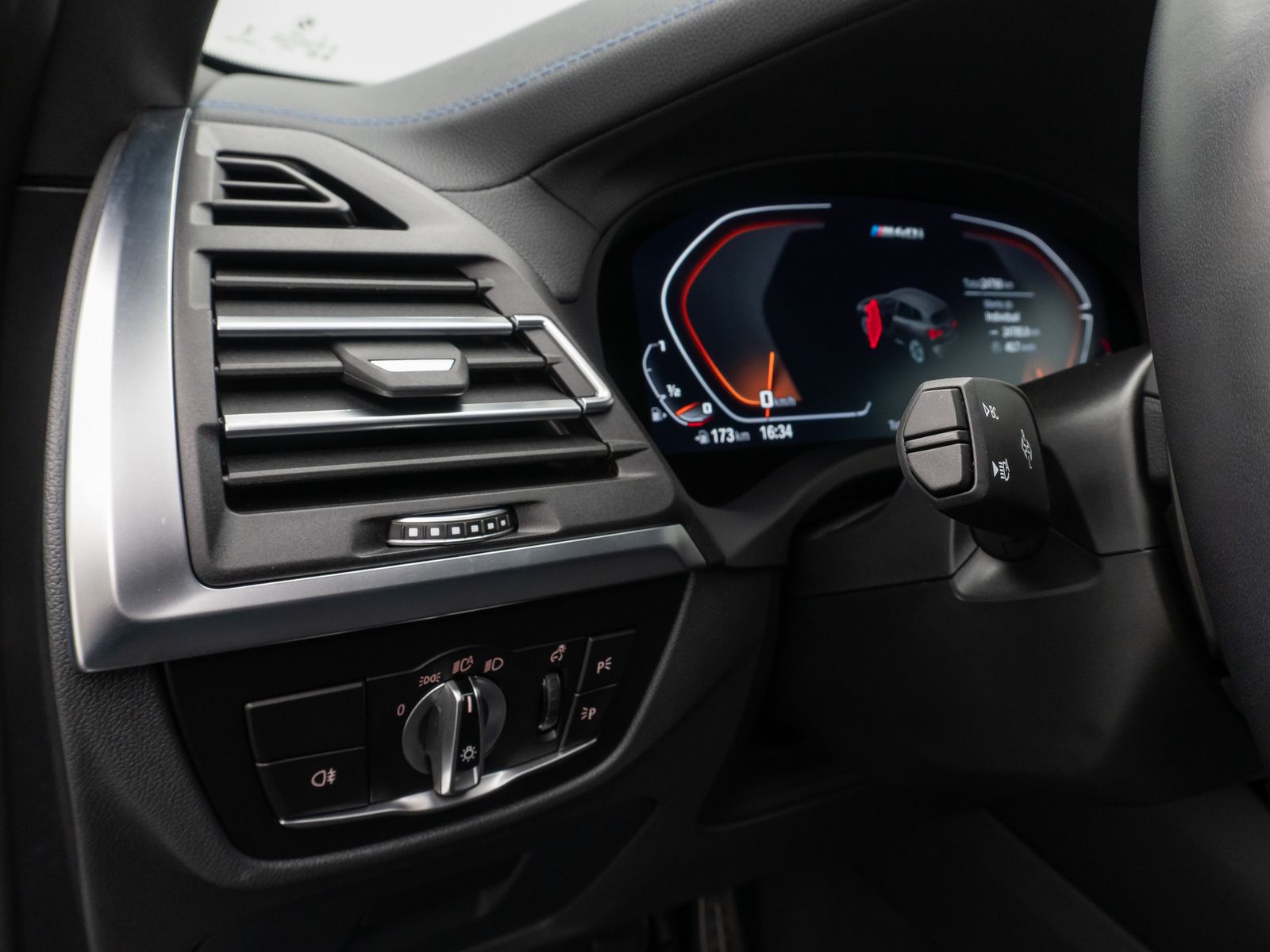 Fahrzeugabbildung BMW X3 M40i Kamera Laser HUD DAB HiFi Komfort 21Zoll