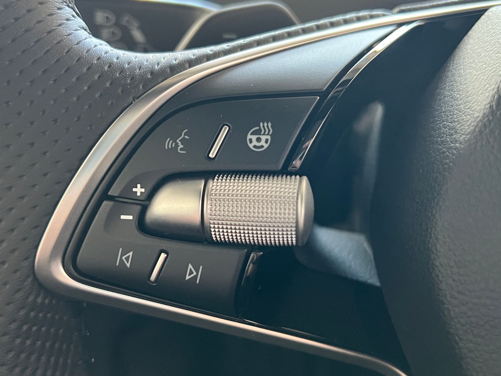 Fahrzeugabbildung SKODA Enyaq Coupé 85 Sportline *AHK, Matrix-LED, 21"-F