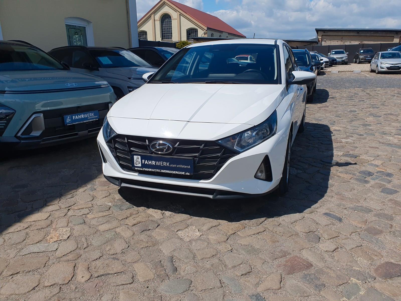 Hyundai i20 1.2 62kW Select, 1.Hd,Garantie, TÜV neu