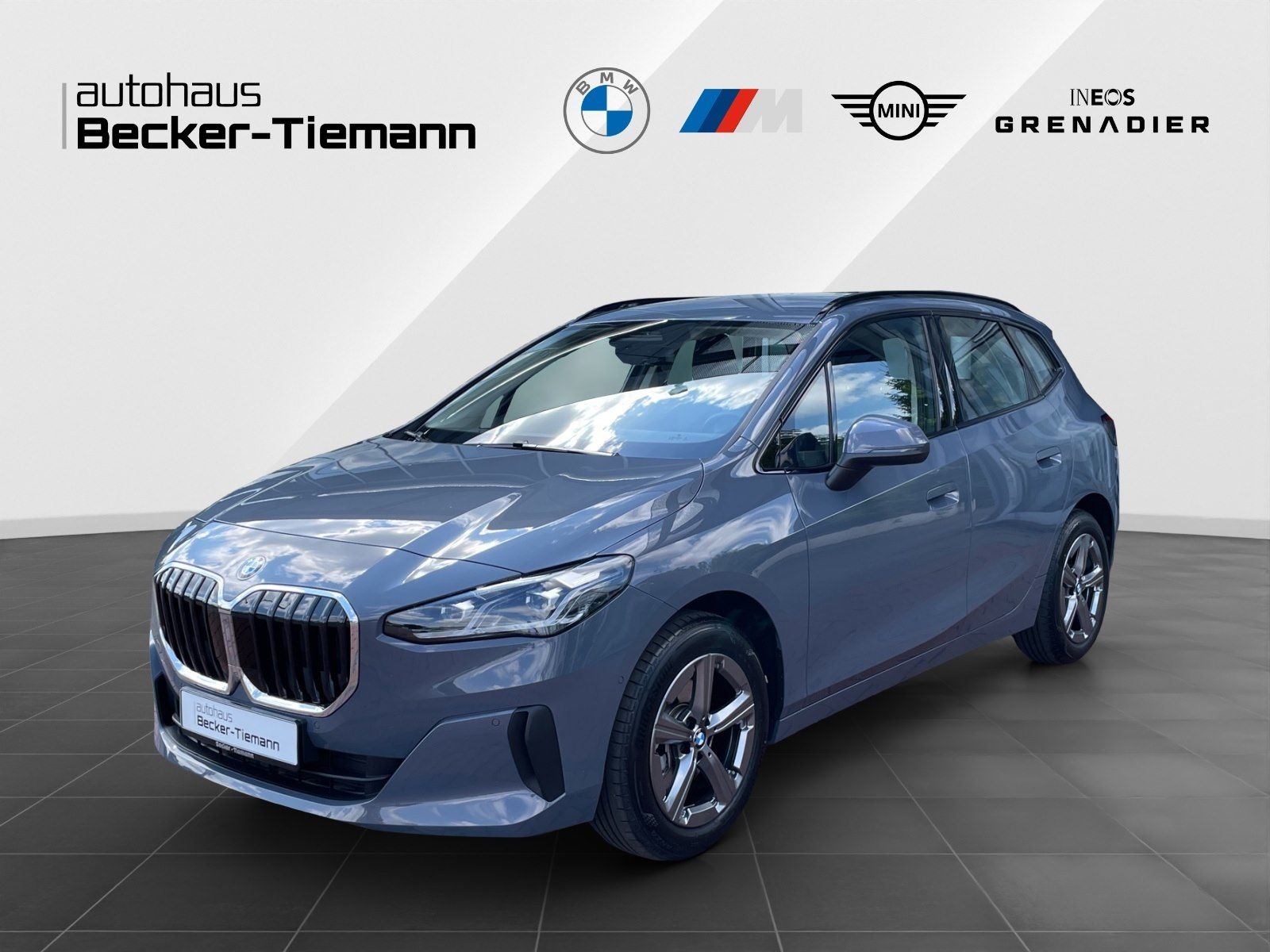 BMW 220i Active Tourer | AHK | Kamera | adap. LED | 