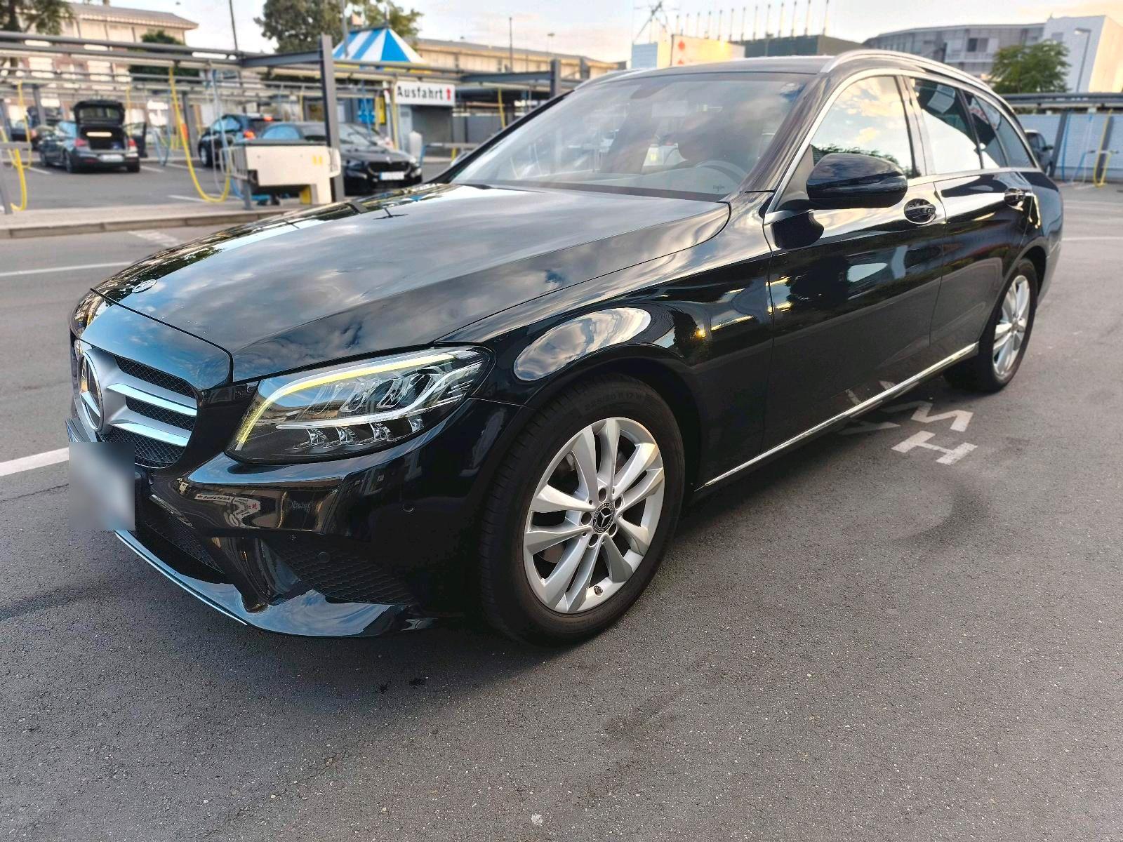 Mercedes-Benz C 180