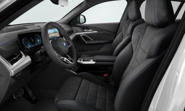 Foto Nummer 5: BMW iX2