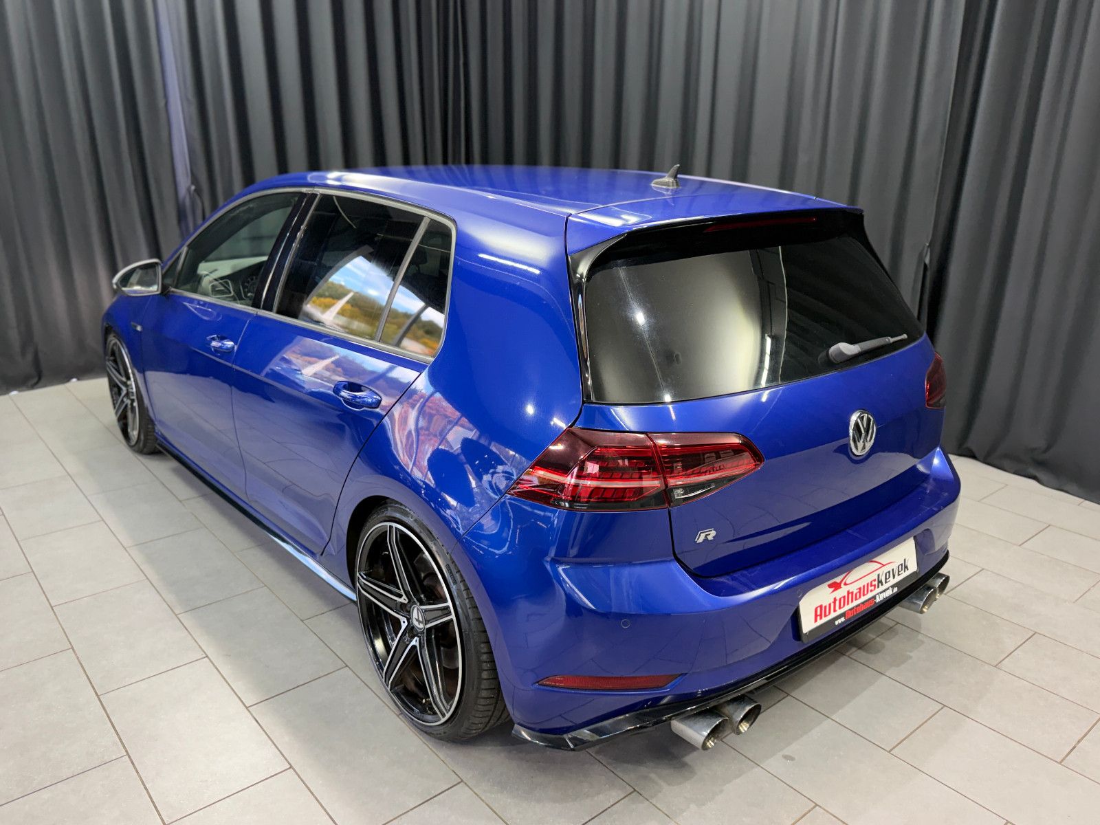 Fahrzeugabbildung Volkswagen Golf VII Lim. R 4Motion|H&R|GRAIL Exhaust