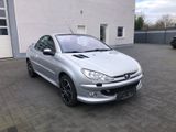 Peugeot 206 Cabriolet CC Platinum - Peugeot 206 aus 2004: Cabrio
