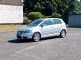 Volkswagen Golf Plus V Tour*Automatik*wenig km*Klimaauto* - Volkswagen Golf: V Tour