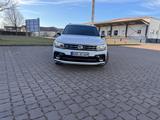 Volkswagen Tiguan Allspace 2.0 TDI R-Line 7 sitze  1Hand  - VW Tiguan Allspace von privat