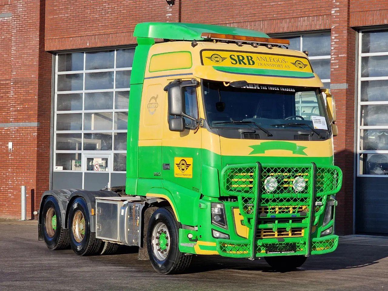 Volvo FH 16.660 Globetrotter 6x4 - PTO/Hydraulic - HUB