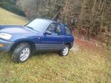 Toyota RAV4 4x4 2.0 benzin - gebrauchte Toyota RAV 4 aus dem Jahr 1994