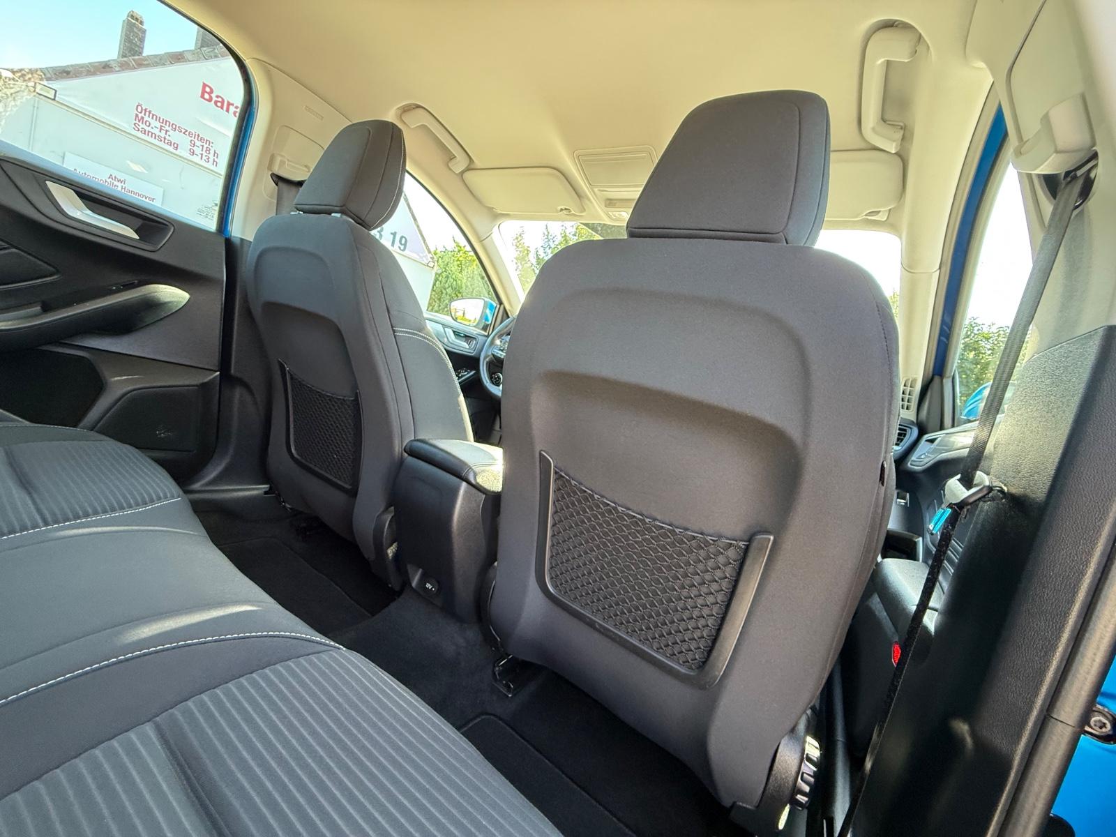 Ford Focus Titanium Sportsitze Sport Lenkrad