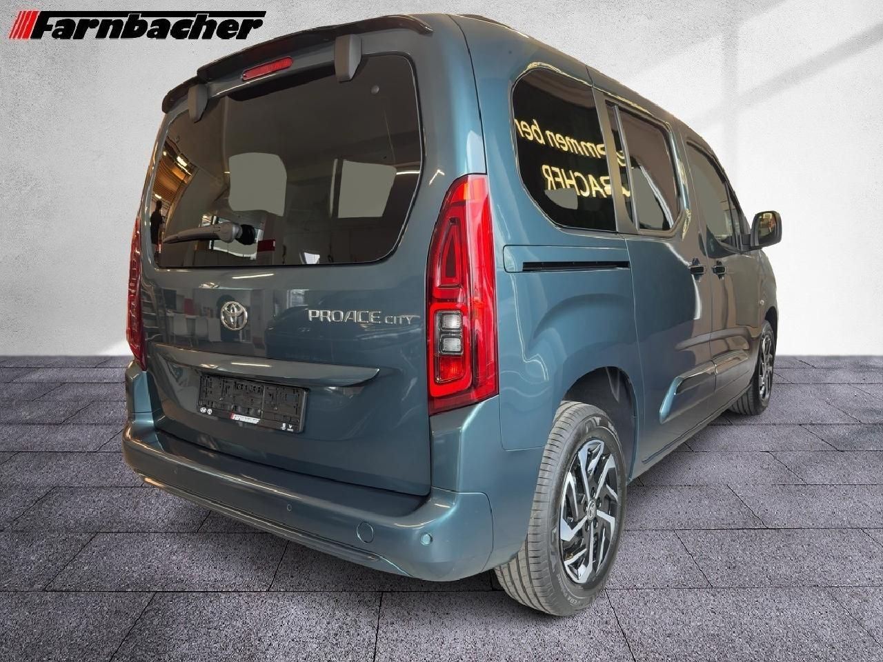 Fahrzeugabbildung Toyota Proace City Verso L1 Teamplayer *SHZ+RFK+EPH*