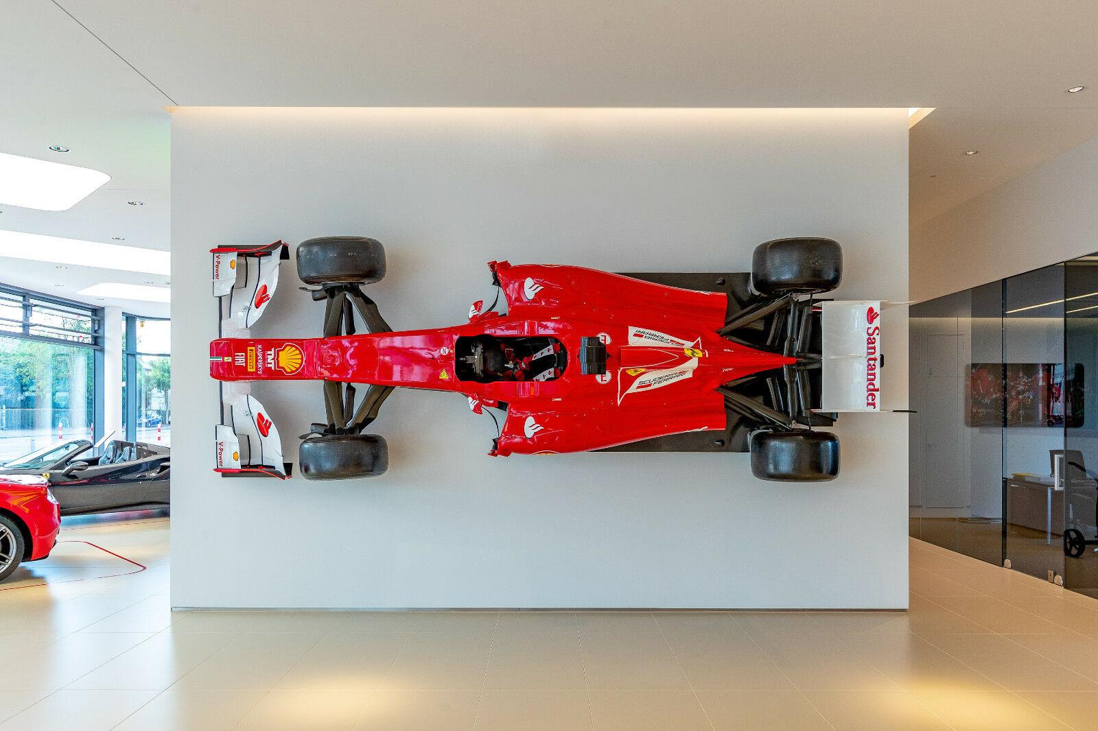 showroom-image-top